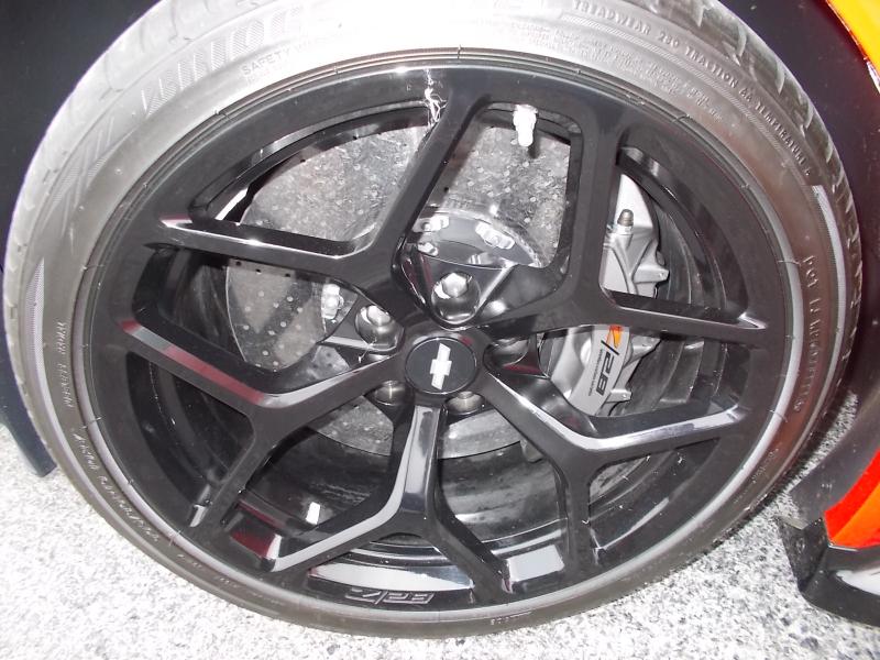 Chevrolet Camaro 2dr Cpe Z/28 2015