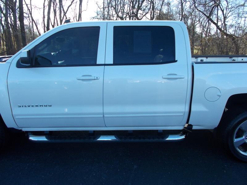 Chevrolet Silverado 1500 4WD Crew Cab 143.5" LT w/2LT 2018
