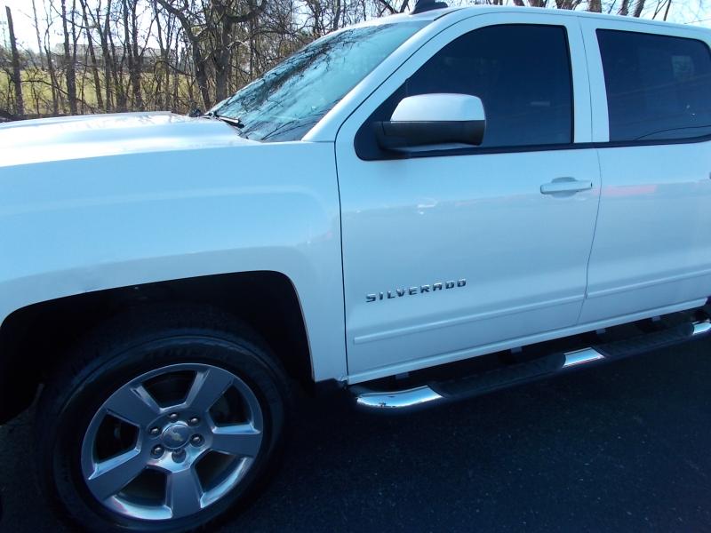 Chevrolet Silverado 1500 4WD Crew Cab 143.5" LT w/2LT 2018