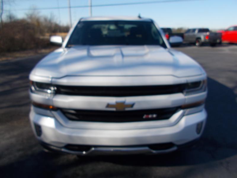 Chevrolet Silverado 1500 4WD Crew Cab 143.5" LT w/2LT 2018