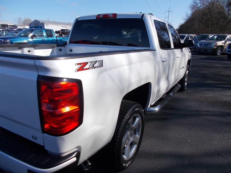 Chevrolet Silverado 1500 4WD Crew Cab 143.5" LT w/2LT 2018
