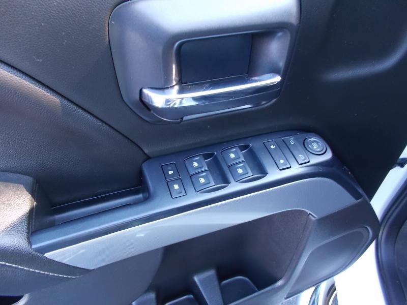 Chevrolet Silverado 1500 4WD Crew Cab 143.5" LT w/2LT 2018