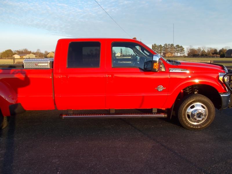 Ford Super Duty F-350 DRW 4WD Crew Cab 172" Lariat 2016
