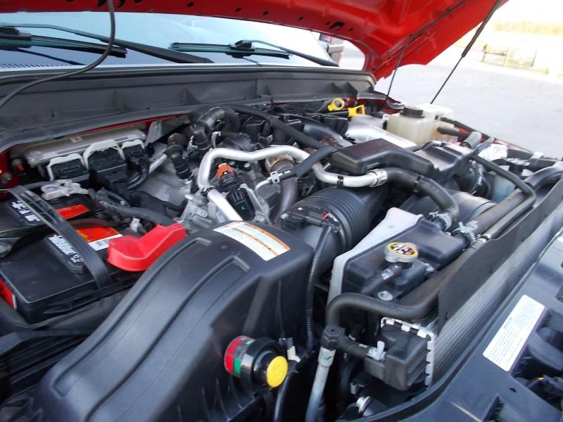 Ford Super Duty F-350 DRW 4WD Crew Cab 172" Lariat 2016