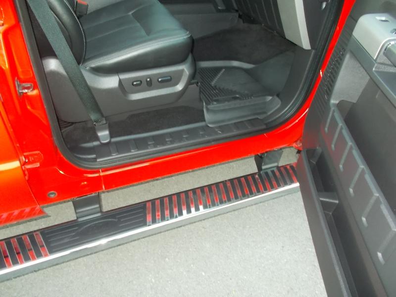 Ford Super Duty F-350 DRW 4WD Crew Cab 172" Lariat 2016