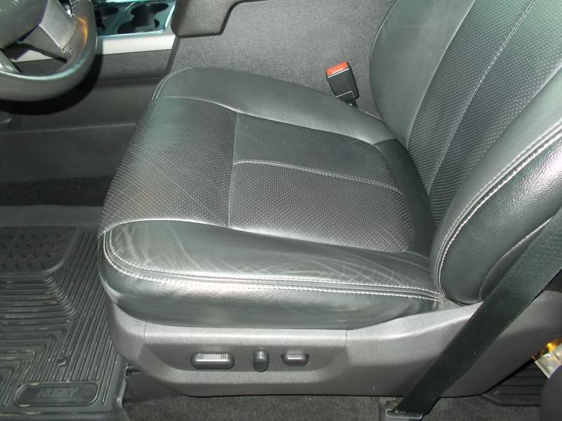 Ford Super Duty F-350 DRW 4WD Crew Cab 172" Lariat 2016