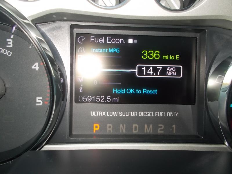 Ford Super Duty F-350 DRW 4WD Crew Cab 172" Lariat 2016