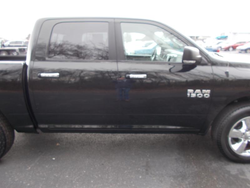 RAM 1500 4WD Crew Cab 140.5" Big Horn 2016