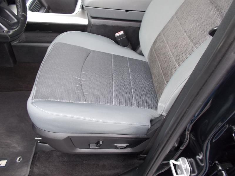 RAM 1500 4WD Crew Cab 140.5" Big Horn 2016