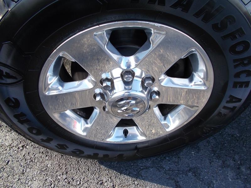 RAM 2500 SLT 4x4 Crew Cab 6'4" Box 2017