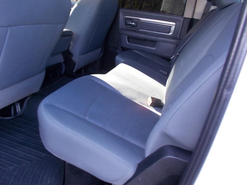 RAM 2500 SLT 4x4 Crew Cab 6'4" Box 2017