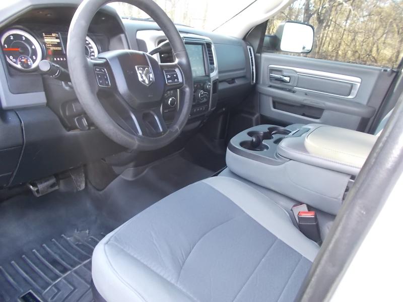 RAM 2500 SLT 4x4 Crew Cab 6'4" Box 2017