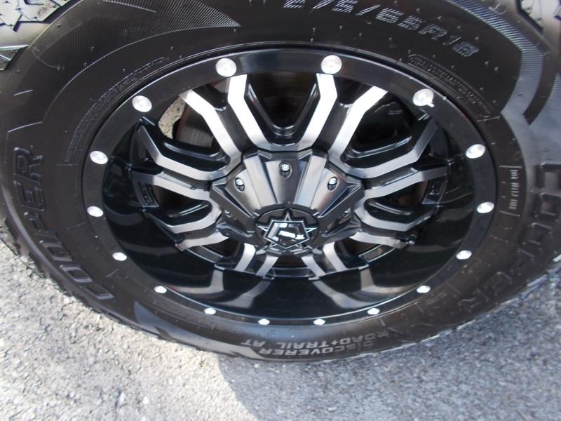 Chevrolet Silverado 1500 2WD Ext Cab 143.5" LT 2011