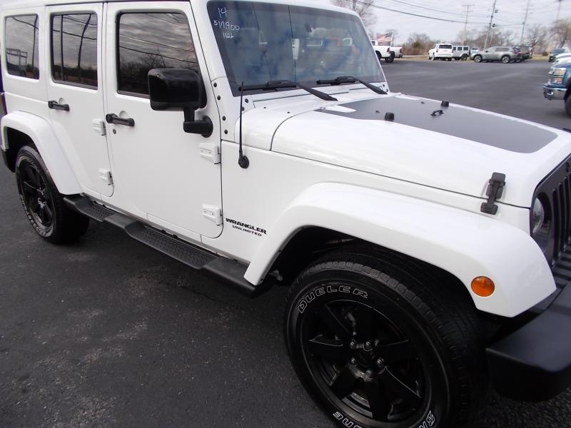 Jeep Wrangler Unlimited 4WD 4dr Altitude 2014