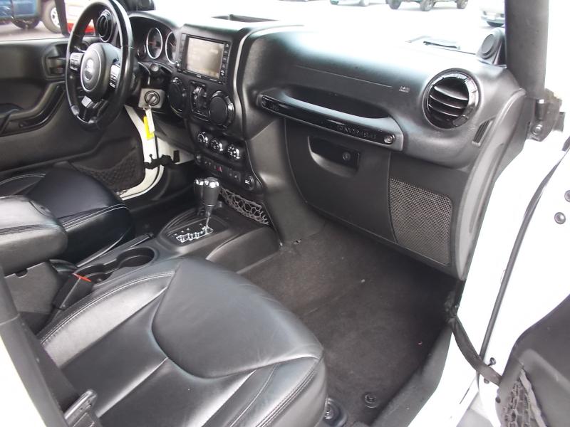 Jeep Wrangler Unlimited 4WD 4dr Altitude 2014