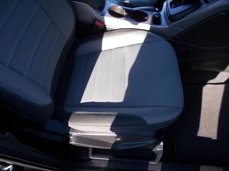 Ford Escape FWD 4dr SE 2015