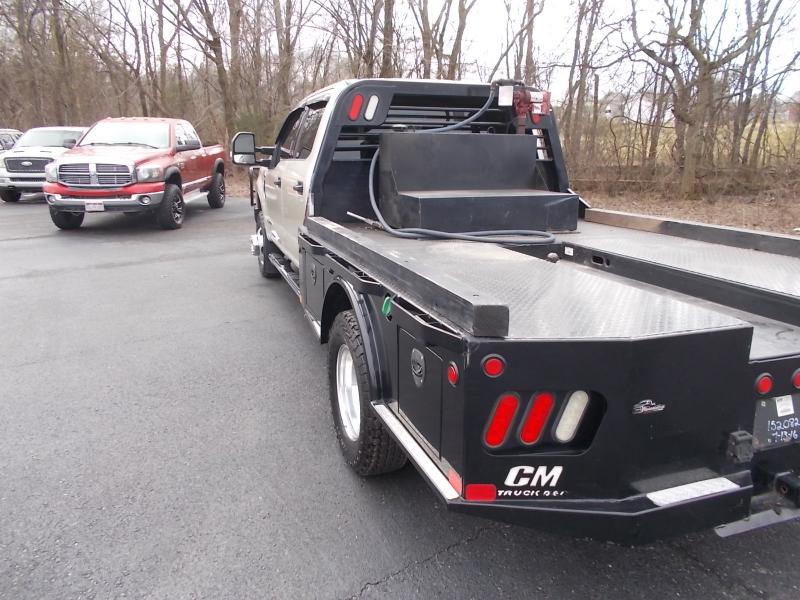 Ford Super Duty F-350 DRW XLT 4WD Crew Cab 179" WB 60" CA 2017