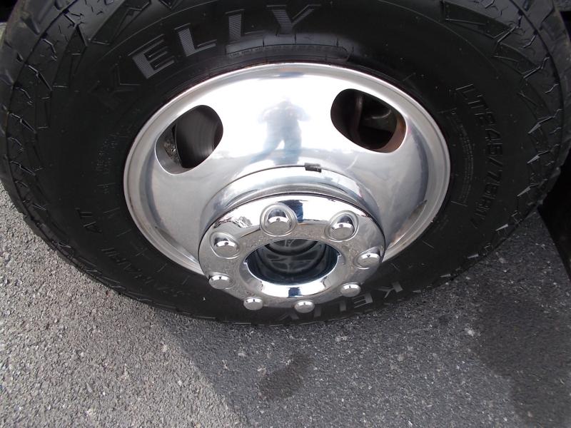 Ford Super Duty F-350 DRW XLT 4WD Crew Cab 179" WB 60" CA 2017