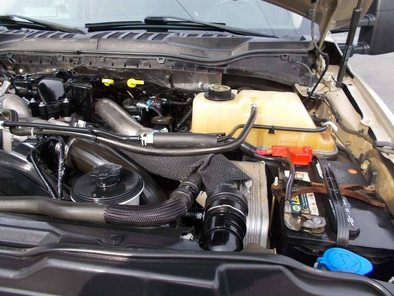 Ford Super Duty F-350 DRW XLT 4WD Crew Cab 179" WB 60" CA 2017