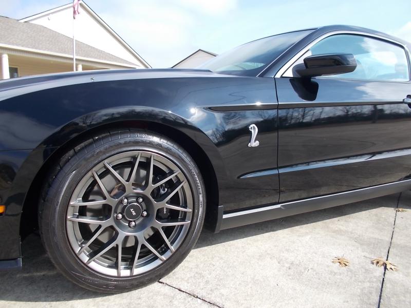 Ford Mustang 2dr Cpe Shelby GT500 2011