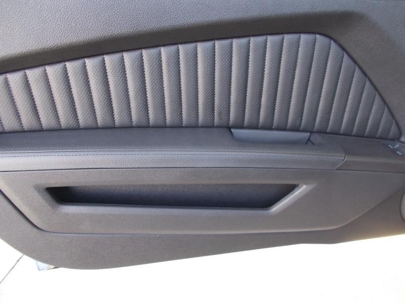 Ford Mustang 2dr Cpe Shelby GT500 2011