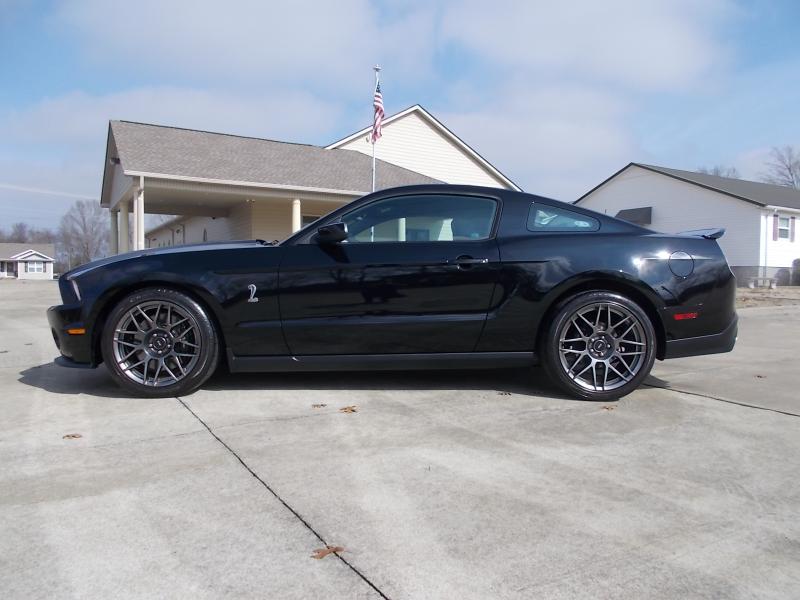 Ford Mustang 2dr Cpe Shelby GT500 2011