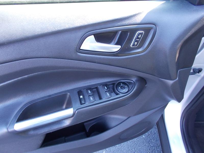 Ford Escape 4WD 4dr SE 2015