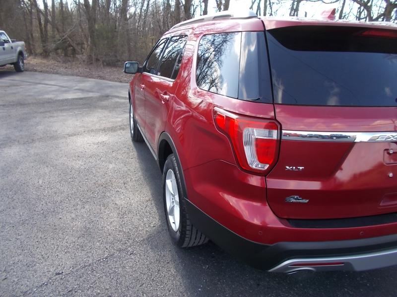 Ford Explorer 4WD 4dr XLT 2016