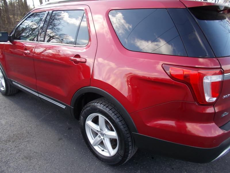 Ford Explorer 4WD 4dr XLT 2016