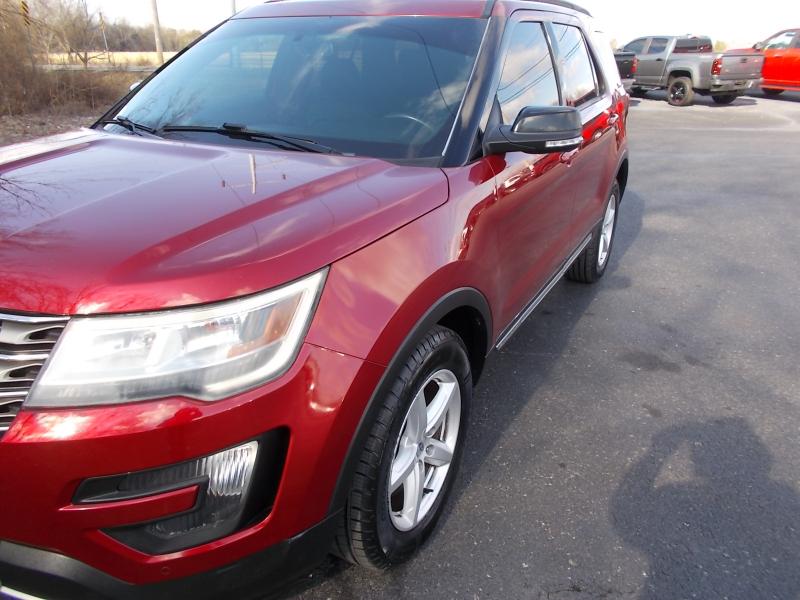 Ford Explorer 4WD 4dr XLT 2016