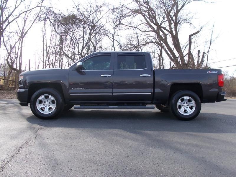Chevrolet Silverado 1500 4WD Crew Cab 143.5" LTZ w/2LZ 2016