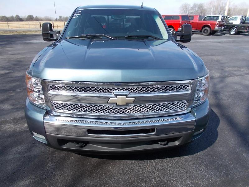 Chevrolet Silverado 1500 4WD Crew Cab 143.5" LT 2009