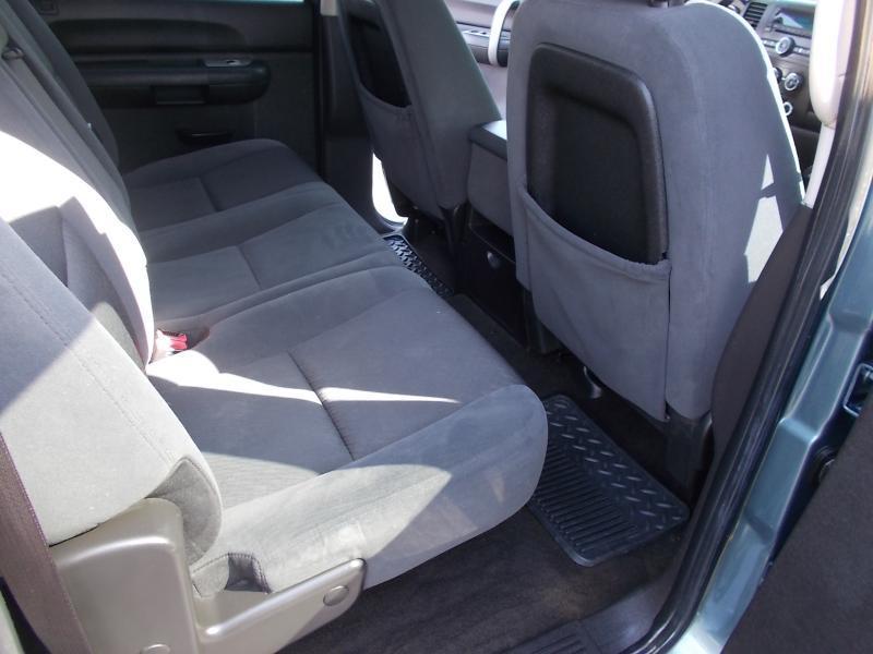 Chevrolet Silverado 1500 4WD Crew Cab 143.5" LT 2009