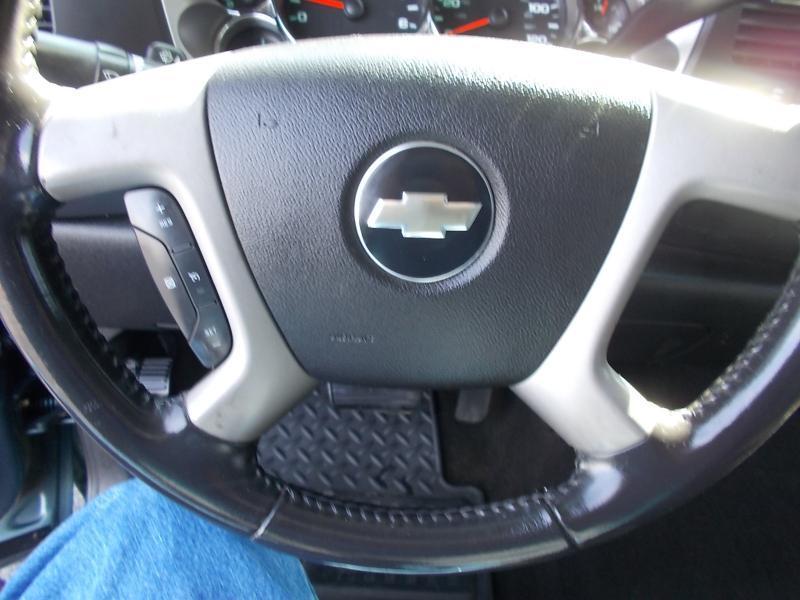 Chevrolet Silverado 1500 4WD Crew Cab 143.5" LT 2009