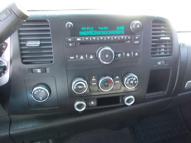 Chevrolet Silverado 1500 4WD Crew Cab 143.5" LT 2009