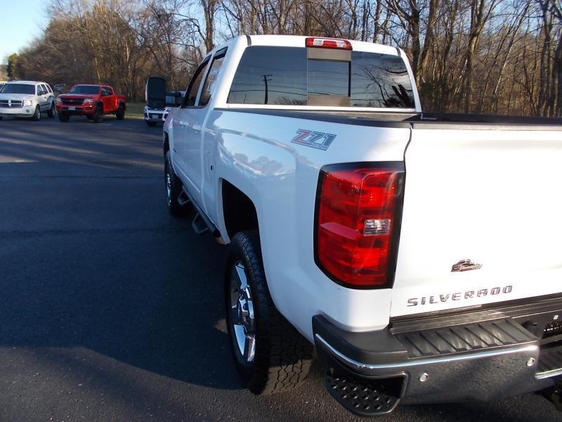 Chevrolet Silverado 2500HD Built After Aug 14 4WD Double Cab 144.2" LT 2015
