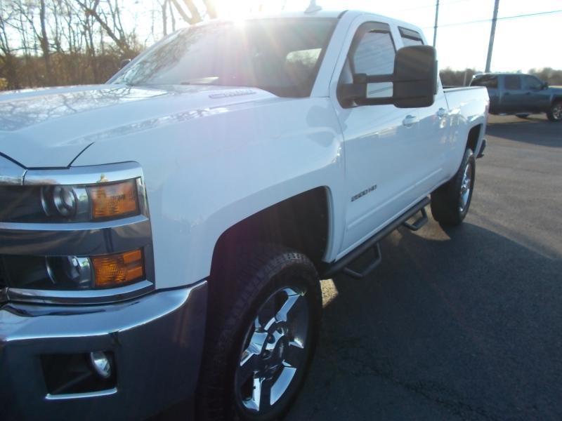 Chevrolet Silverado 2500HD Built After Aug 14 4WD Double Cab 144.2" LT 2015