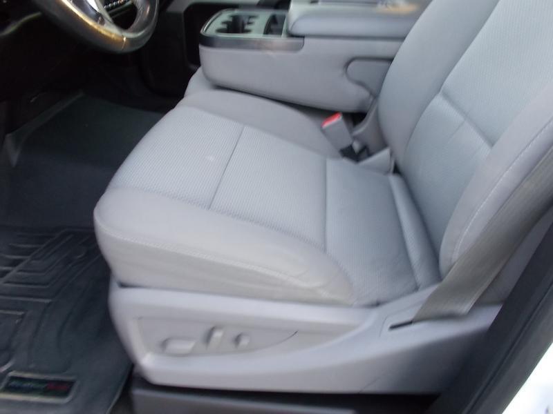 Chevrolet Silverado 2500HD Built After Aug 14 4WD Double Cab 144.2" LT 2015