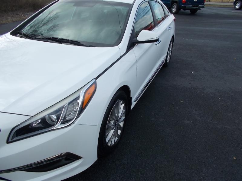 Hyundai Sonata 4dr Sdn 2.4L Limited 2015