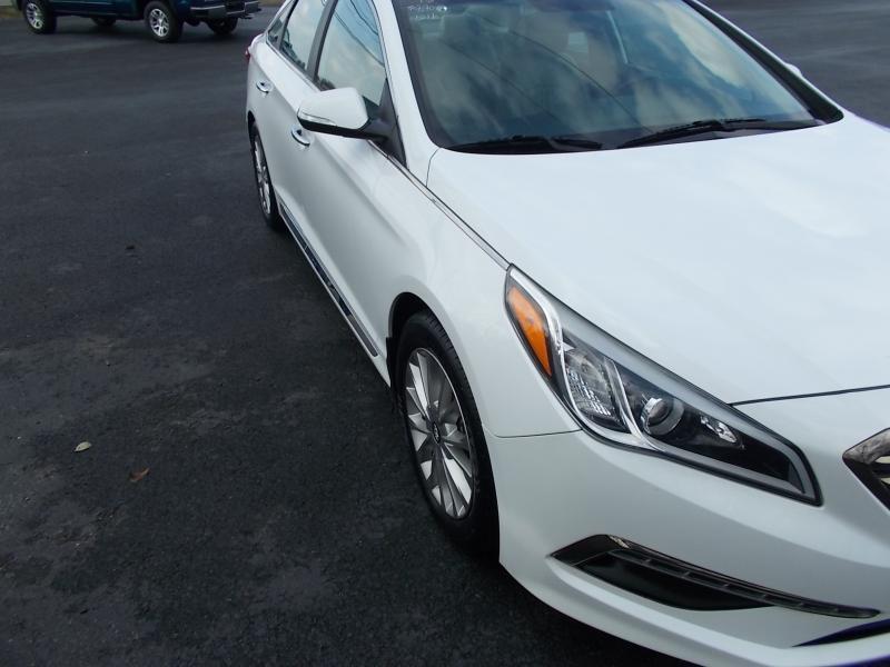 Hyundai Sonata 4dr Sdn 2.4L Limited 2015