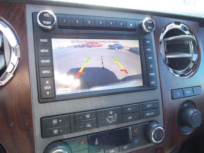 Ford Super Duty F-350 SRW 4WD Crew Cab 156" Lariat 2011