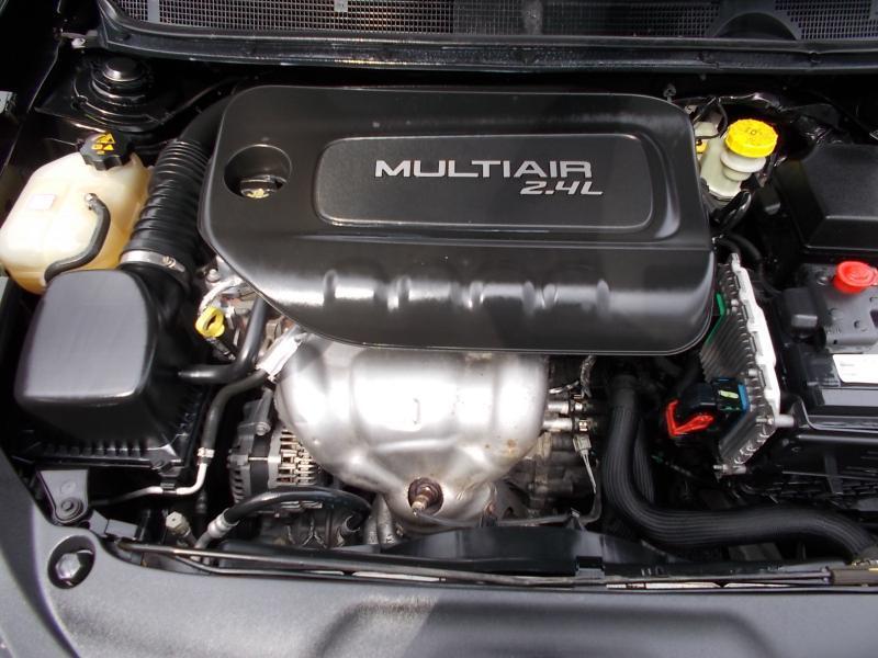 Dodge Dart 4dr Sdn SXT 2015