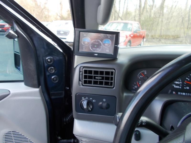 Ford Super Duty F-350 DRW Crew Cab 172" Lariat 4WD 2004