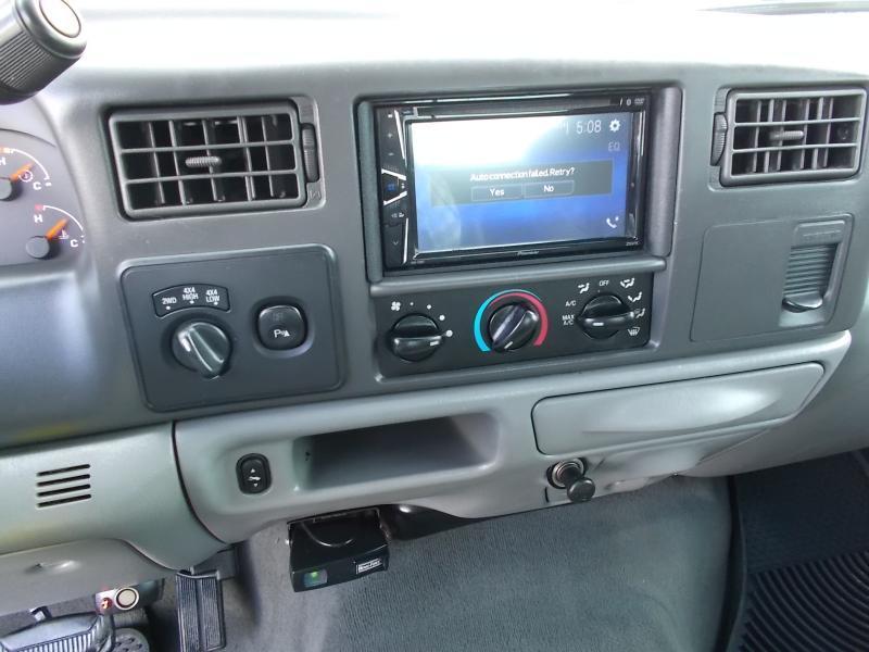 Ford Super Duty F-350 DRW Crew Cab 172" Lariat 4WD 2004