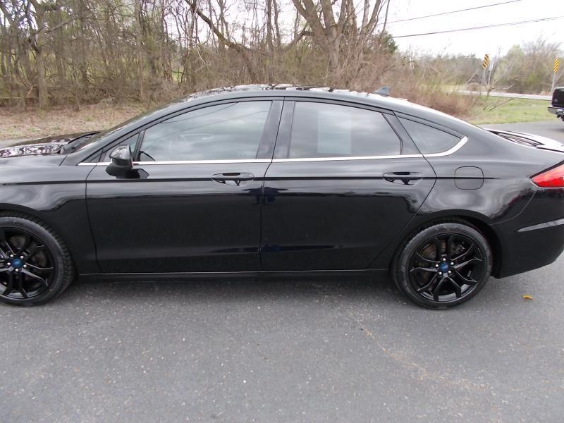 Ford Fusion SE FWD 2019