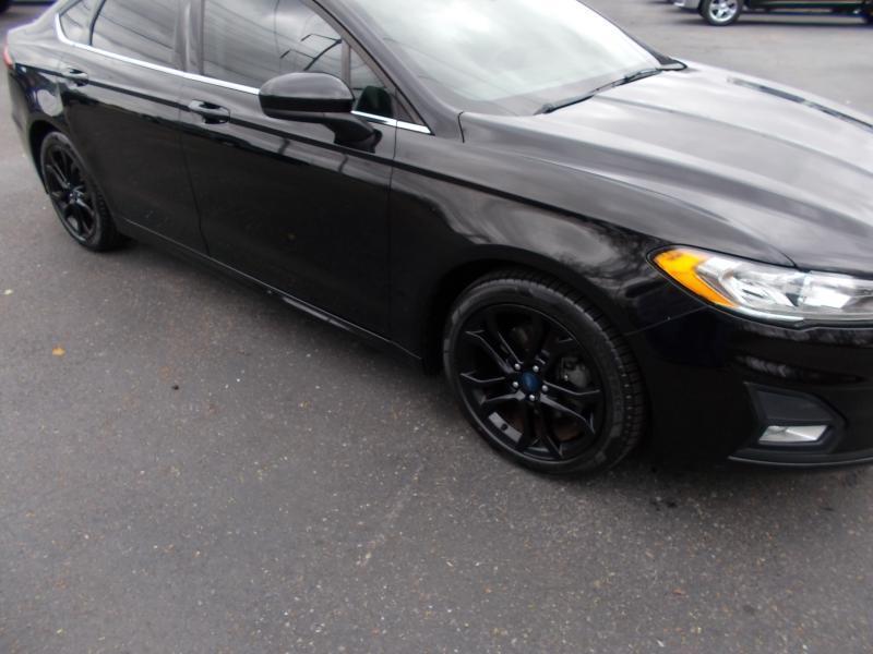 Ford Fusion SE FWD 2019