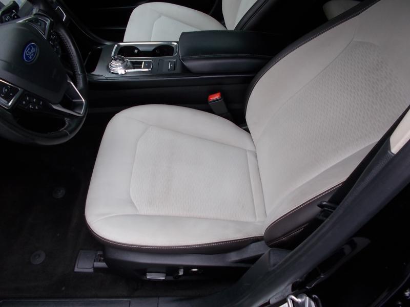 Ford Fusion SE FWD 2019