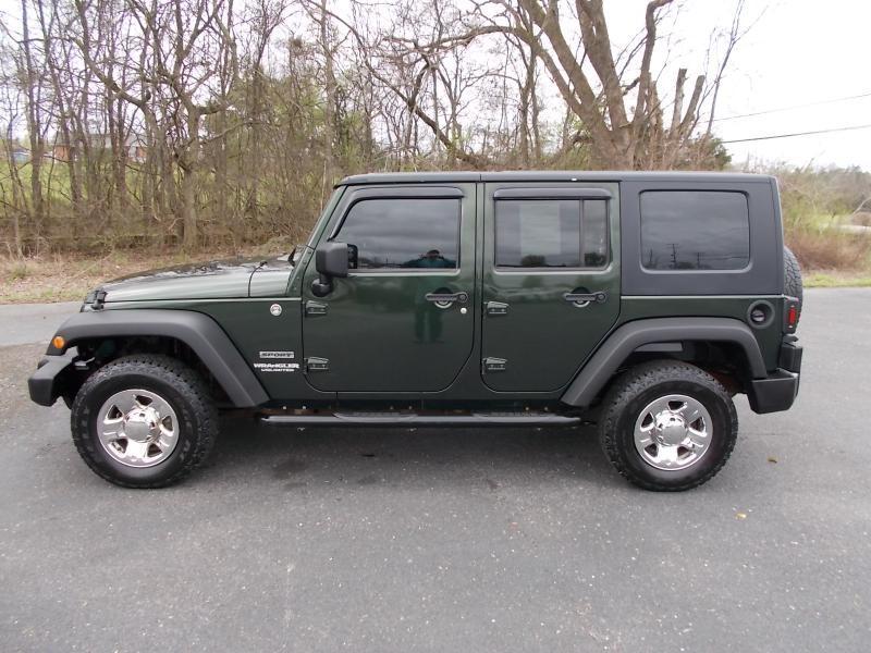 Jeep Wrangler Unlimited 4WD 4dr Sport RHD 2010