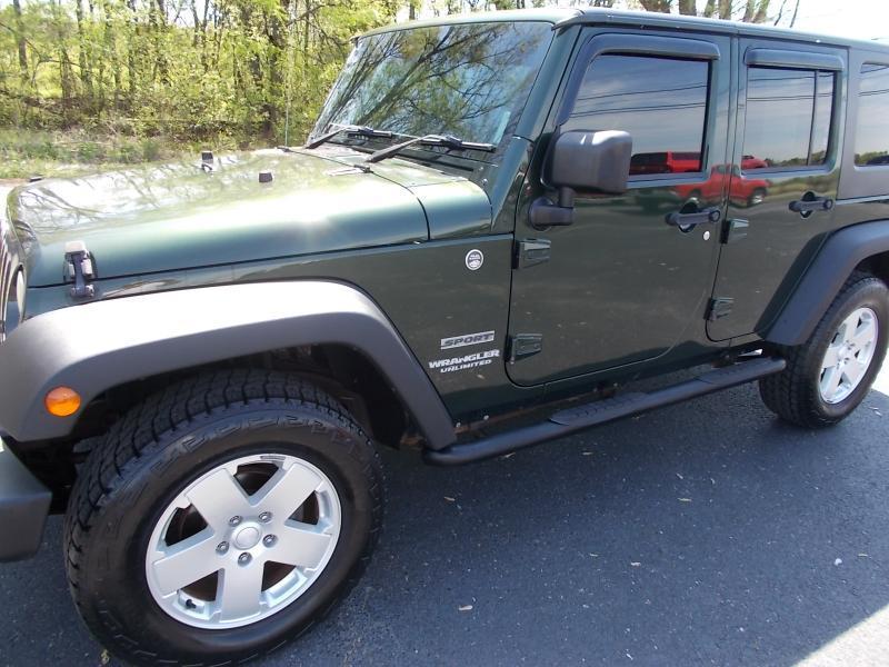 Jeep Wrangler Unlimited 4WD 4dr Sport RHD 2010