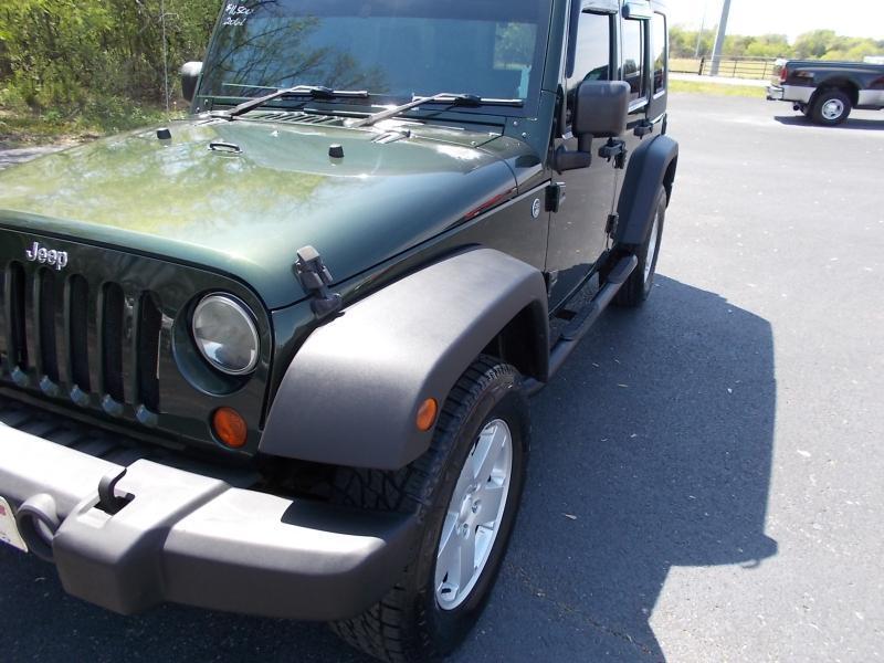 Jeep Wrangler Unlimited 4WD 4dr Sport RHD 2010